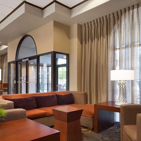 Embassy Suites Des Moines Downtown Bagian luar foto